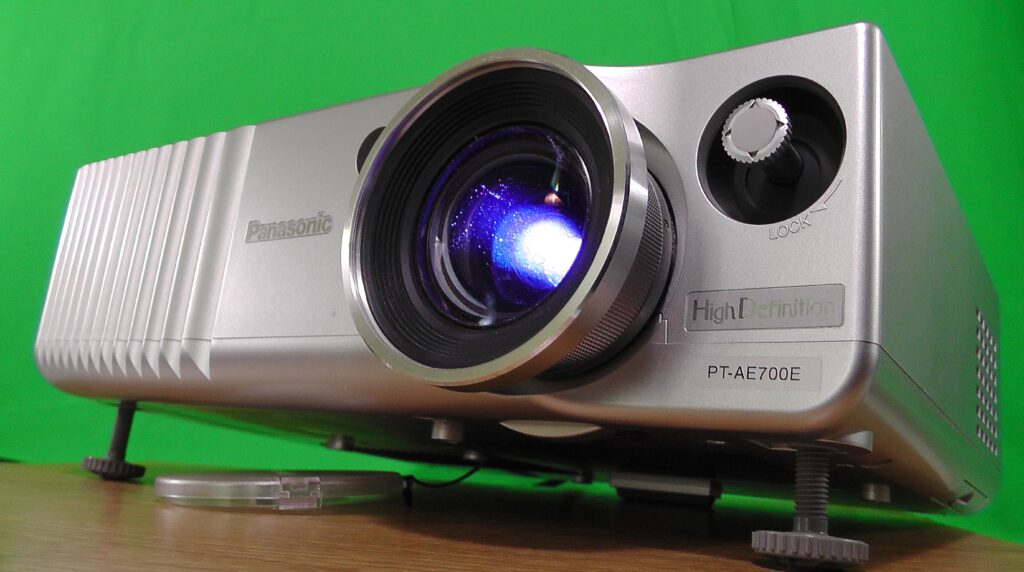 how do laser projectors work - different types